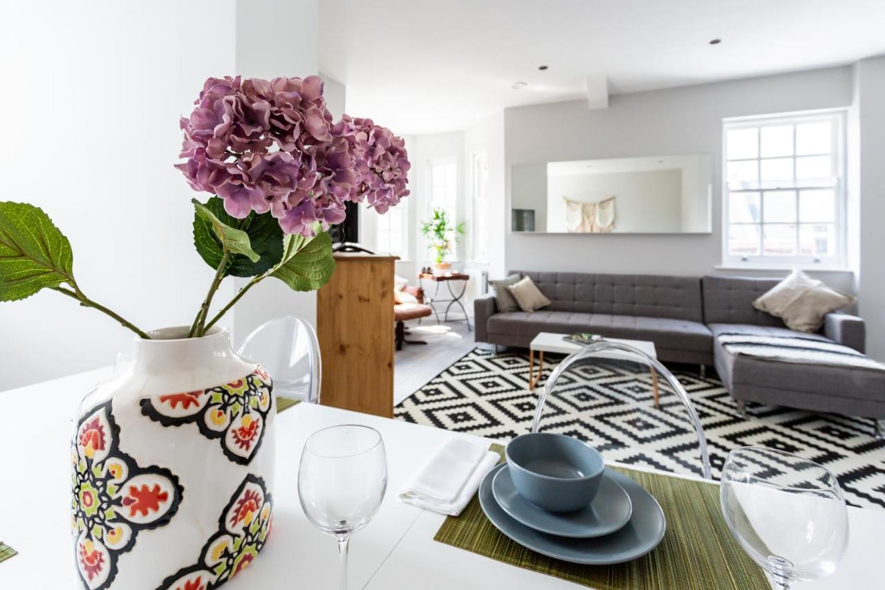 2 Bedroom Apartments With Sofa Bed In Southend Buitenkant foto