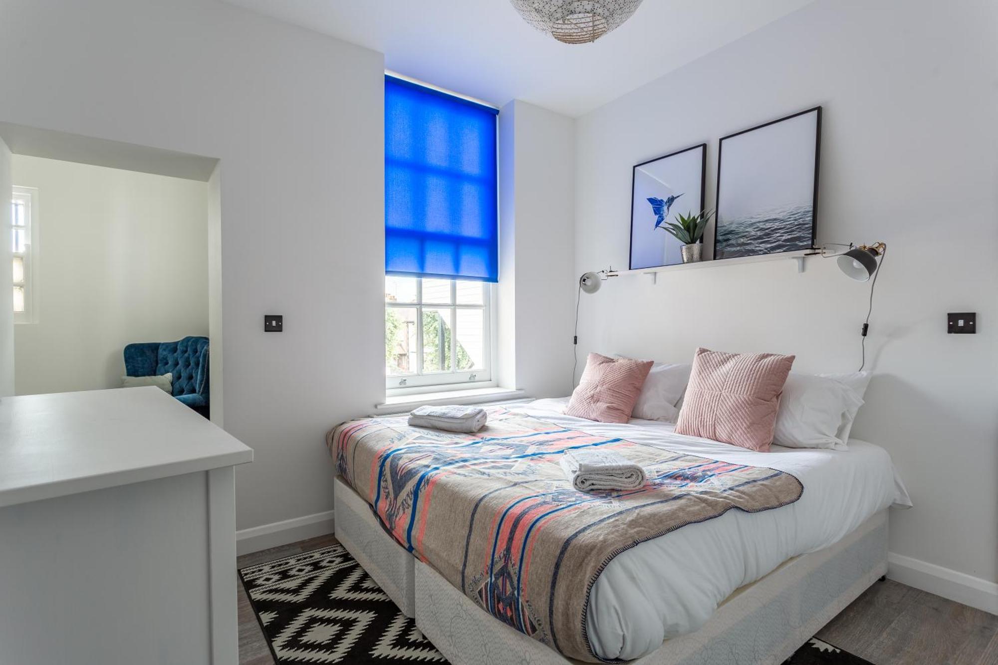 2 Bedroom Apartments With Sofa Bed In Southend Buitenkant foto